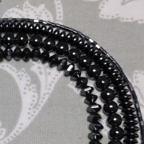 Hematite Necklace & Earrings Set - Picture 11 of 11